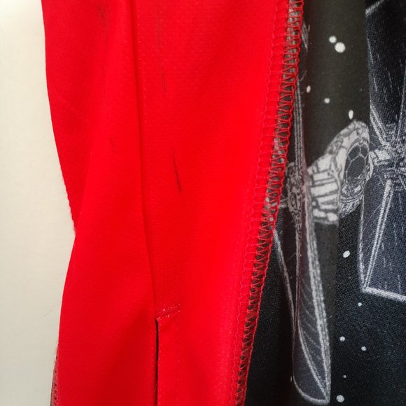 Disney Parks Darth Vader hoodie, kids' small - Picture 4 of 4